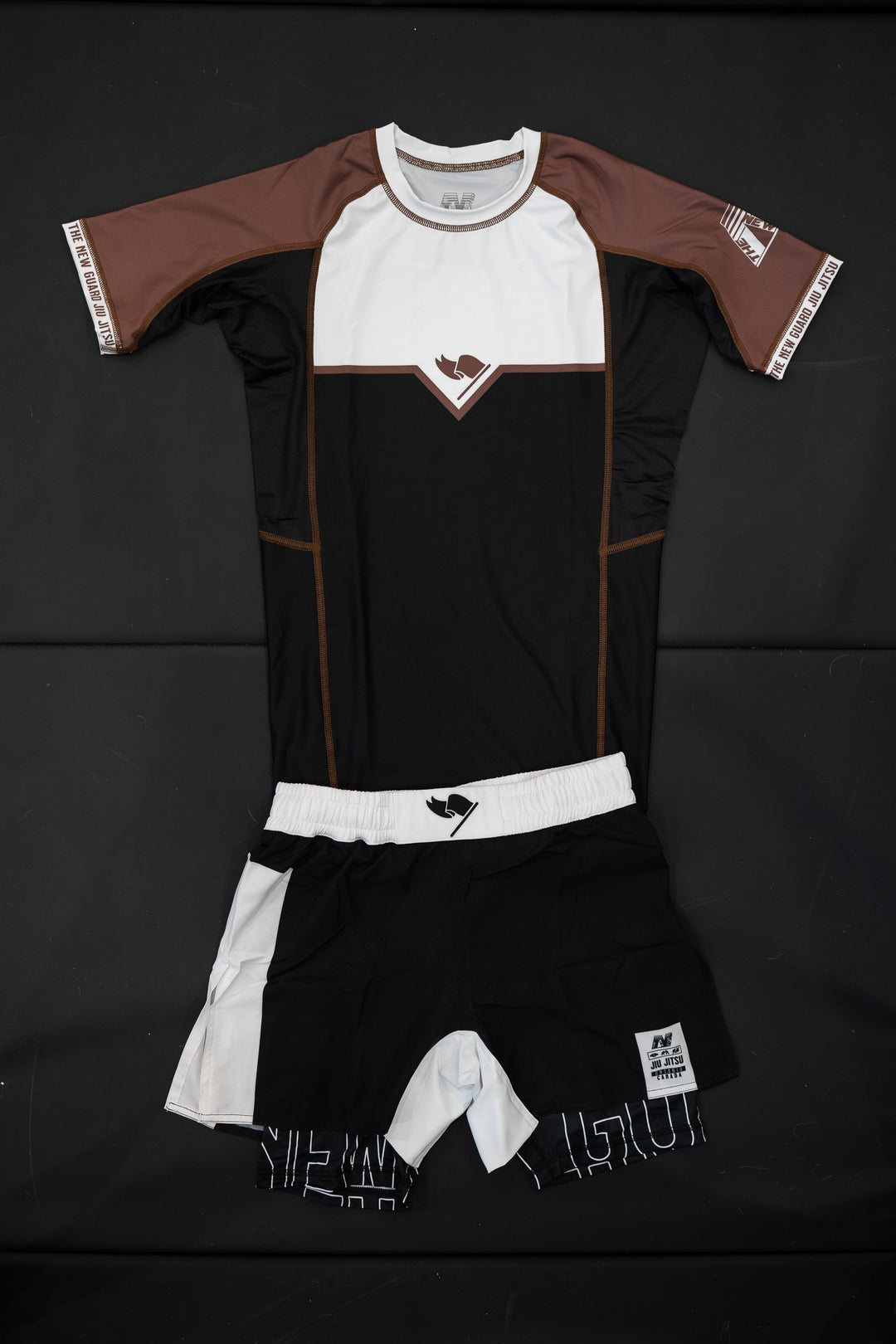 Unranked Rashguard - Brown