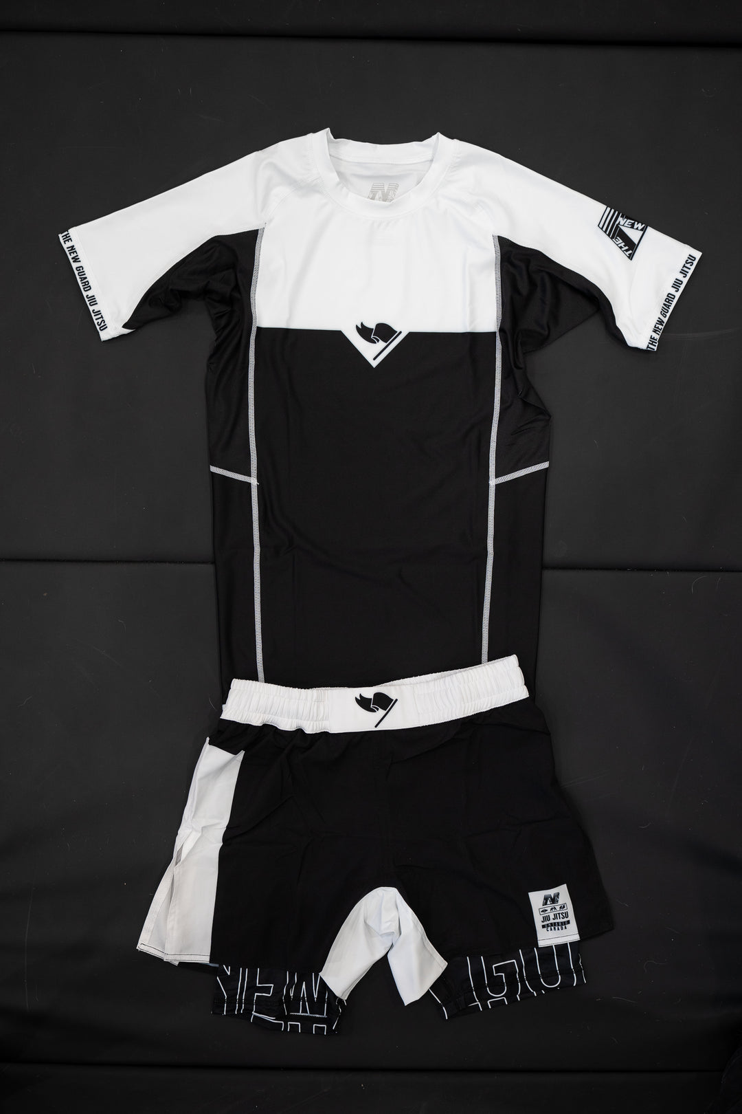 Unranked Rashguard - White