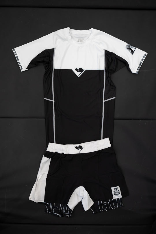 Unranked Rashguard - White