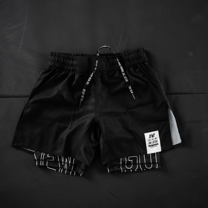 UNRANKED GRAPPLING SHORTS - BLACKOUT