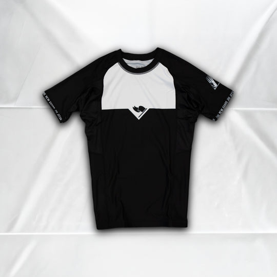 Unranked Rashguard - Black - Front