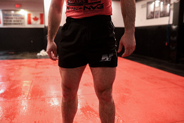 SHORT SHORTS - BLACK